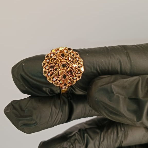 Gold Plated Fancy Ring for Women โ Stylish Wedding & Party Wear Ring for Girls