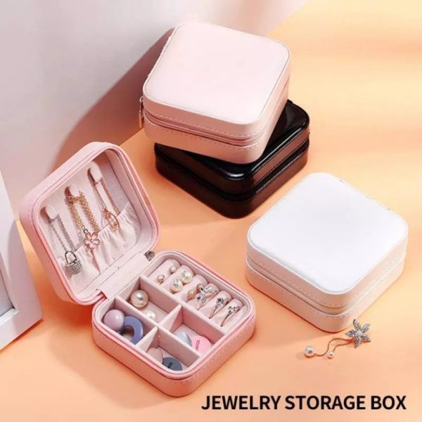 Compact Travel Jewelry Box – Leather Organizer Case for Women – Random Color