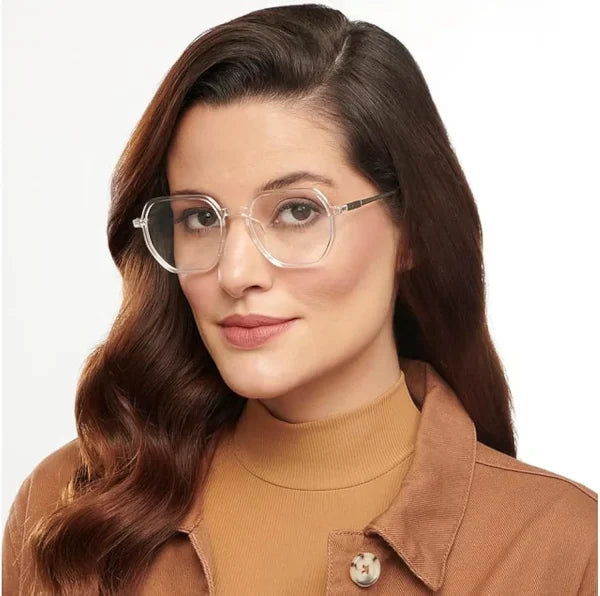 Elegant Transparent UV Sunglasses for Women – Stylish, Light & Eye-Protective