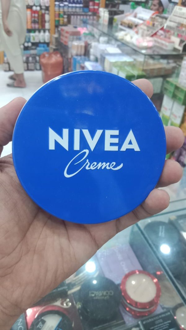 Nivea Tin Cream 150ml – Deep Moisturizing Formula for Soft & Smooth Skin