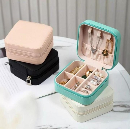 Compact Travel Jewelry Box – Leather Organizer Case for Women – Random Color