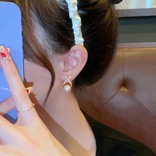Elegant Gold Cross Pearl Zircon Earrings for Women – Luxury Fashion Stud Design