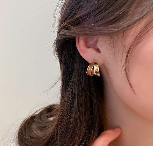 Dual Colour Korean Gold-Plated Earrings – Elegant Casual Wear Jewelry for Women