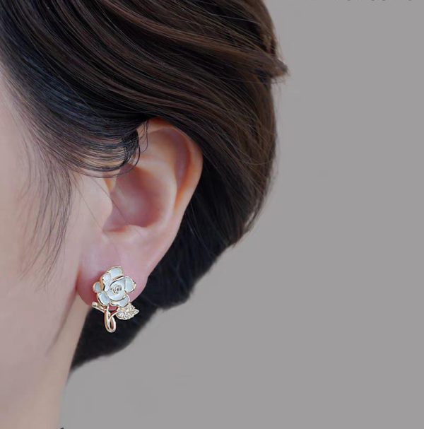 Flower Leaf Korean Zircon Earrings – Elegant Jewelry Design for Women & Girls