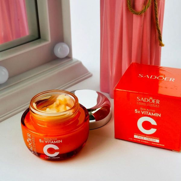 Sadoer 5x Vitamin C Whitening Cream – Hydrating & Repairing Moisturizer 50g